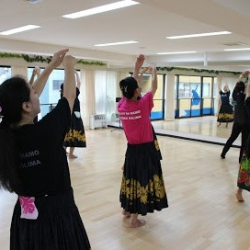 カリマ直子フラダンススタジオ