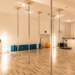 Pole Angels - The Pole Dance Studio in Vienna