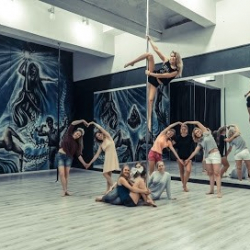 Pole Dance studija - VIPERA. Kaunas