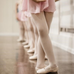 Балетная школа «MD School» г. Черкассы | Классический танец (балет) для детей и взрослых.