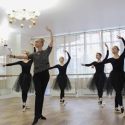 Школа классического балета Александра и Натальи Донец