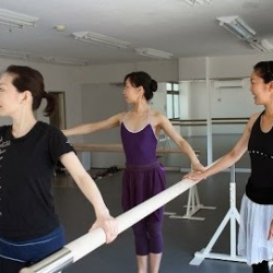 Ballet Studio Y